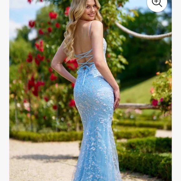 Sherry Hill Prom Dress 56986 size 4 - Picture 4 of 4